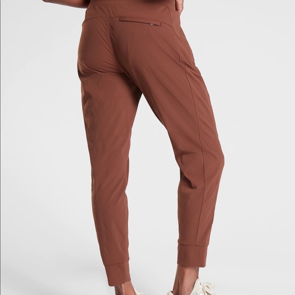 Athleta Trekkie North Jogger - Picture 5 of 10